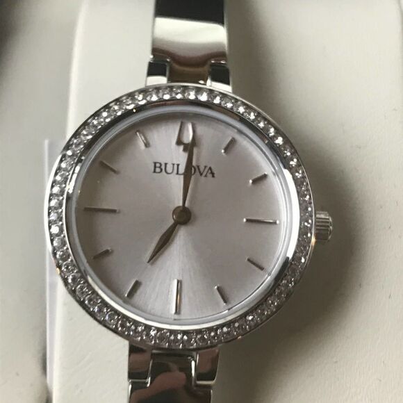 Bulova ladies Steel Watch and Halo NWT - Picture 3 of 8